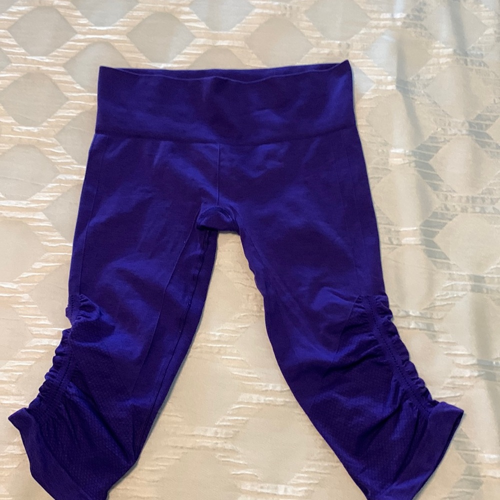 Lululemon crop leggings